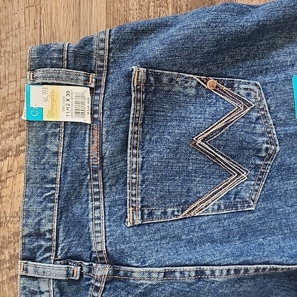 NWT Wrangler Cowgirl Cut Cash Jeans Sz 11/12 X 30 - Picture 6 of 7